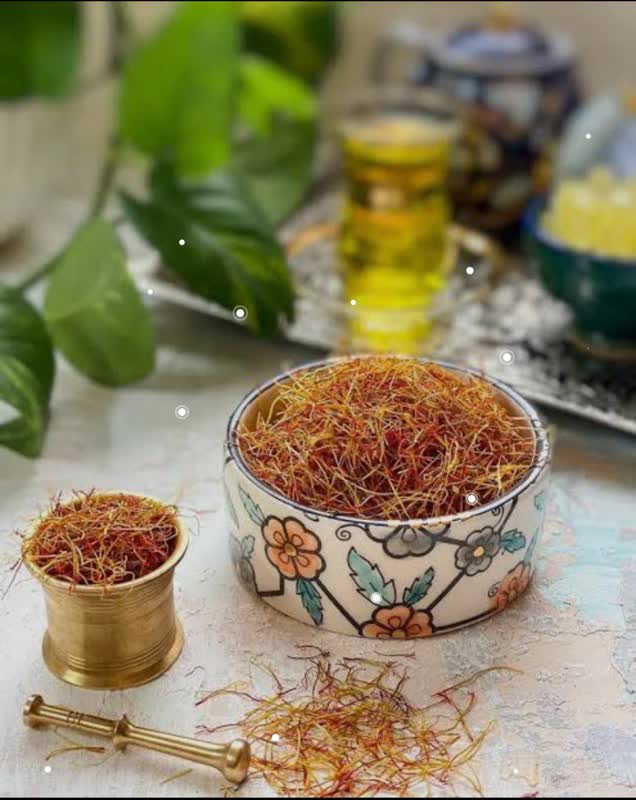 ریشه زعفران چیست؟ کاربردها، خواص، موارد مصرف
